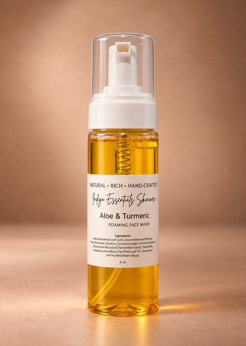 Aloe & Turmeric Glow Foaming Face Wash